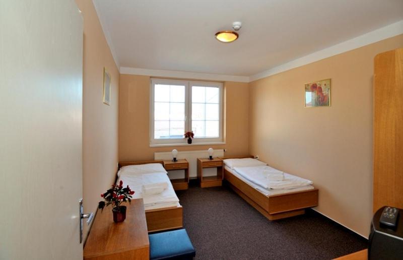 Penzion Senk Pardubice Hotel Room photo