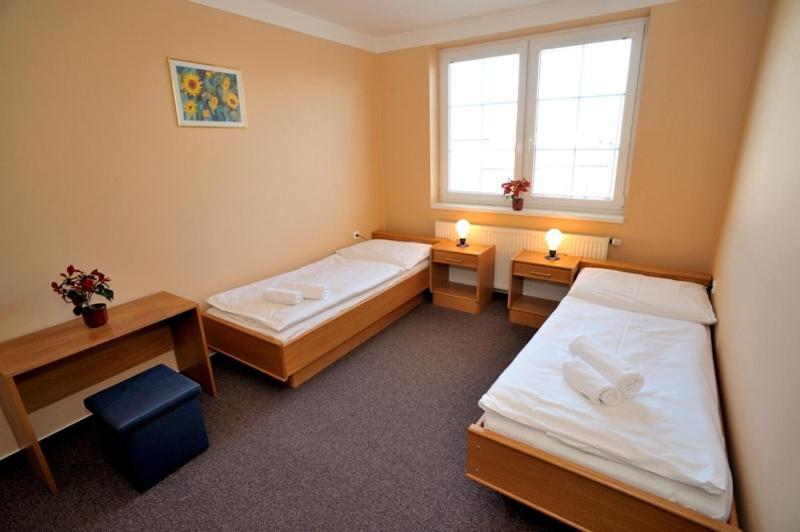 Penzion Senk Pardubice Hotel Room photo